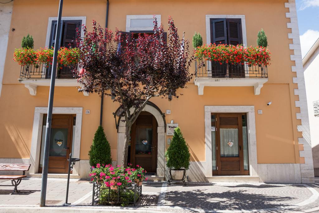 Hotel Il Tiglio (Adults Only) Castel Di Sangro Dış mekan fotoğraf